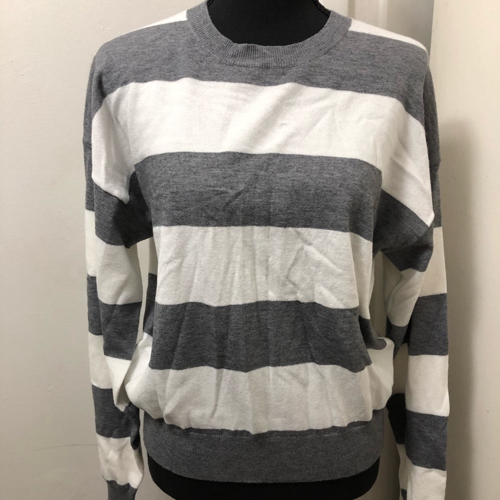 Forever 21 Knit Sweater.